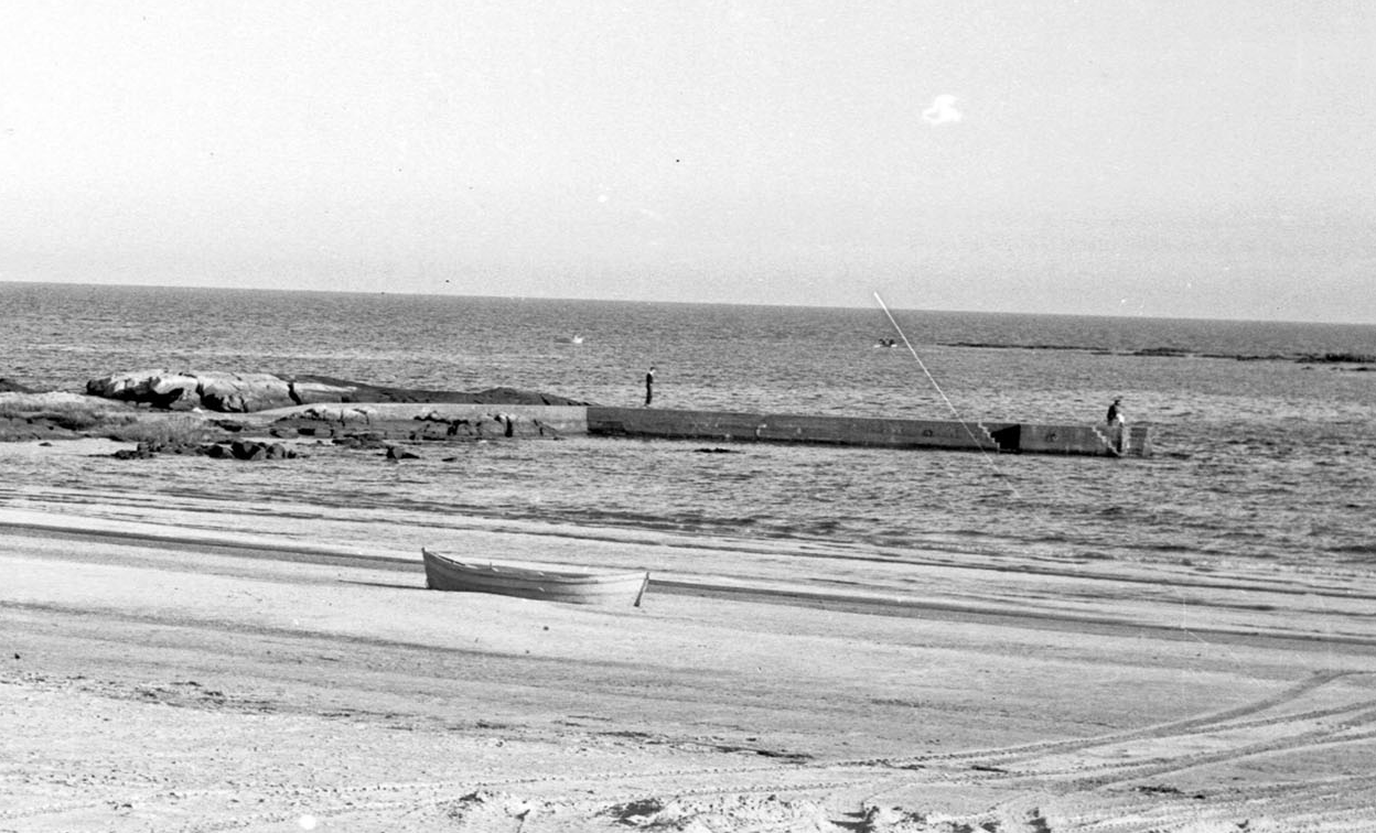 Muelle de pesca en la Playa Mansa de Malvín.